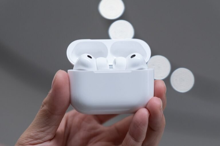 AirPods Pro 3: Kutuda Şarj Kablosu Yok, USB-C MagSafe Seçeneği ve Çevreci İçerik