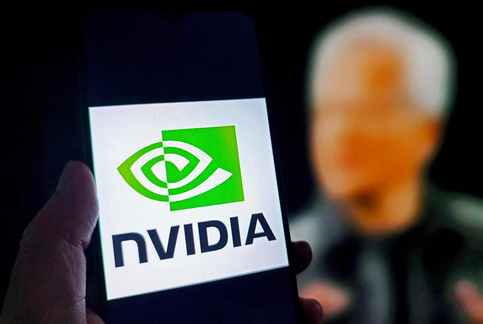 Çin ve ABD Yarı İletken Gerginliği: Nvidia Davası ve Stratejik Oylar