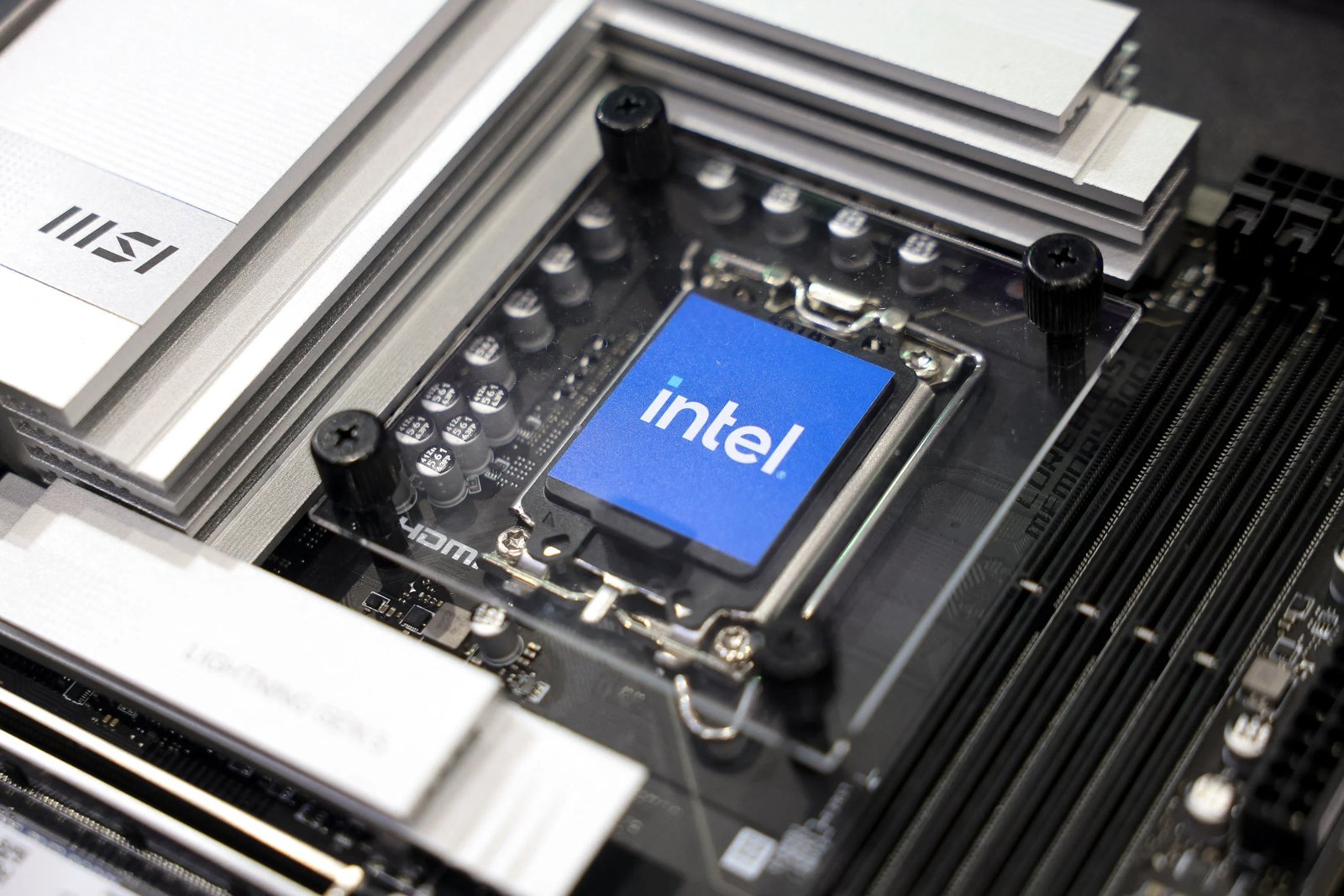 Intel ve Nvidia: x86 Tabanlı İşlemciler İçin Büyük Ortaklık ve Özelleştirmeli Yol Haritası