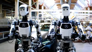 Mercedes-Benz’in Düsseldorf Fabrikasında Robotik Dönüşüm: Aris ve Otonom Dronelar Çalışmaya Başladı