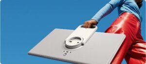 Samsung Movingstyle: Taşınabilir Akıllı Ekranla Yeni Nesil Taşınabilir Televizyon