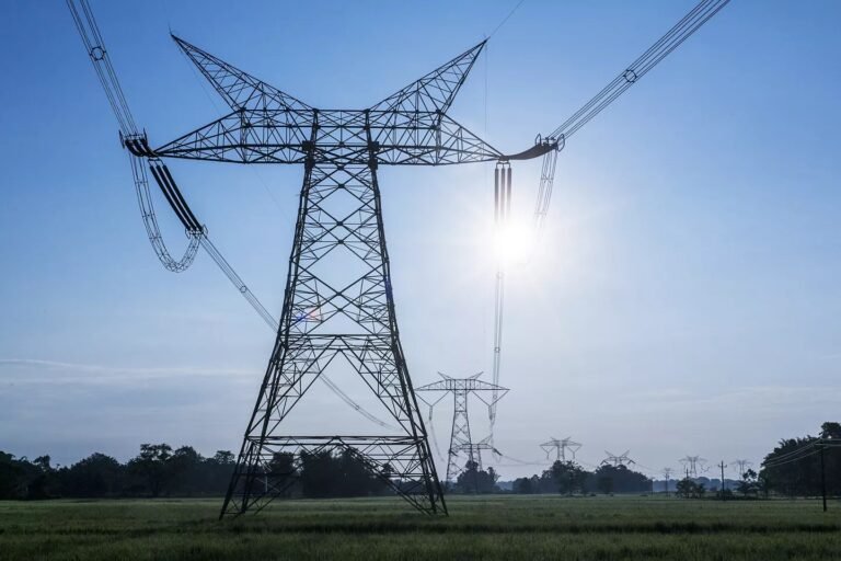 TÜREB 2025: Türkiye’nin Enerji Şebekesini Güçlendiren Stratejik HVDC Vizyonu