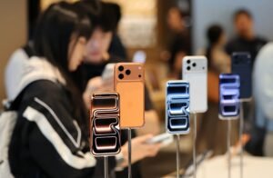 Apple Hisseleri ve iPhone 17 Lanse Sonrası Piyasa Dönüşü: Değerler ve Karşılaştırmalar