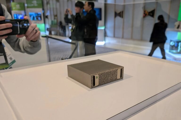 DGX Spark: Nvidia’nın Taşınabilir Yapay Zeka Sürücüsü 15 Ekim’den İtibaren Satışta