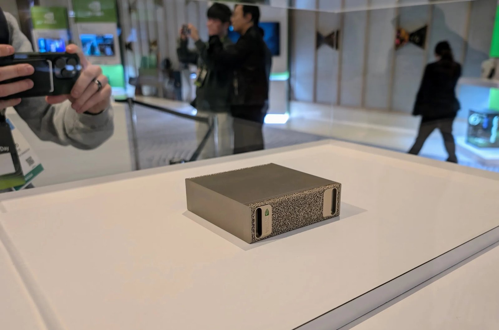 DGX Spark: Nvidia’nın Taşınabilir Yapay Zeka Sürücüsü 15 Ekim’den İtibaren Satışta