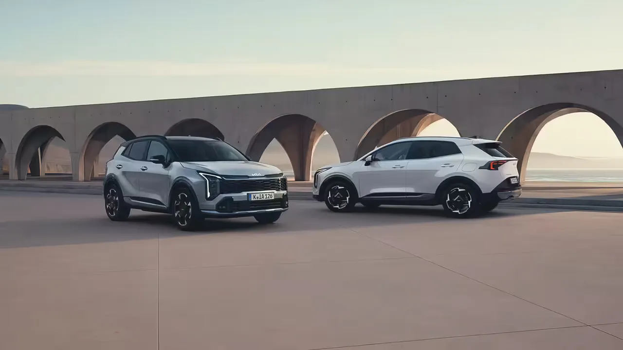 Kia Ekim 2025 Fiyat Analizi: EV3 ve EV9 Sabit, Diğer Modellerde Zamlı Tarifeler