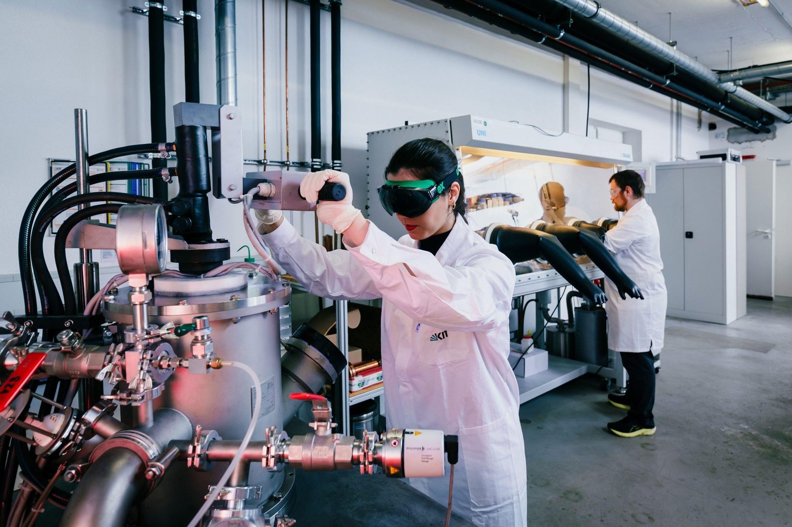 Krom-Molibden-Silikon Üçlüsünden Yola Çıkan Yeni Nesil Refrakter Alaşımının Yüksek Sıcaklık ve Oksidasyon Direnci