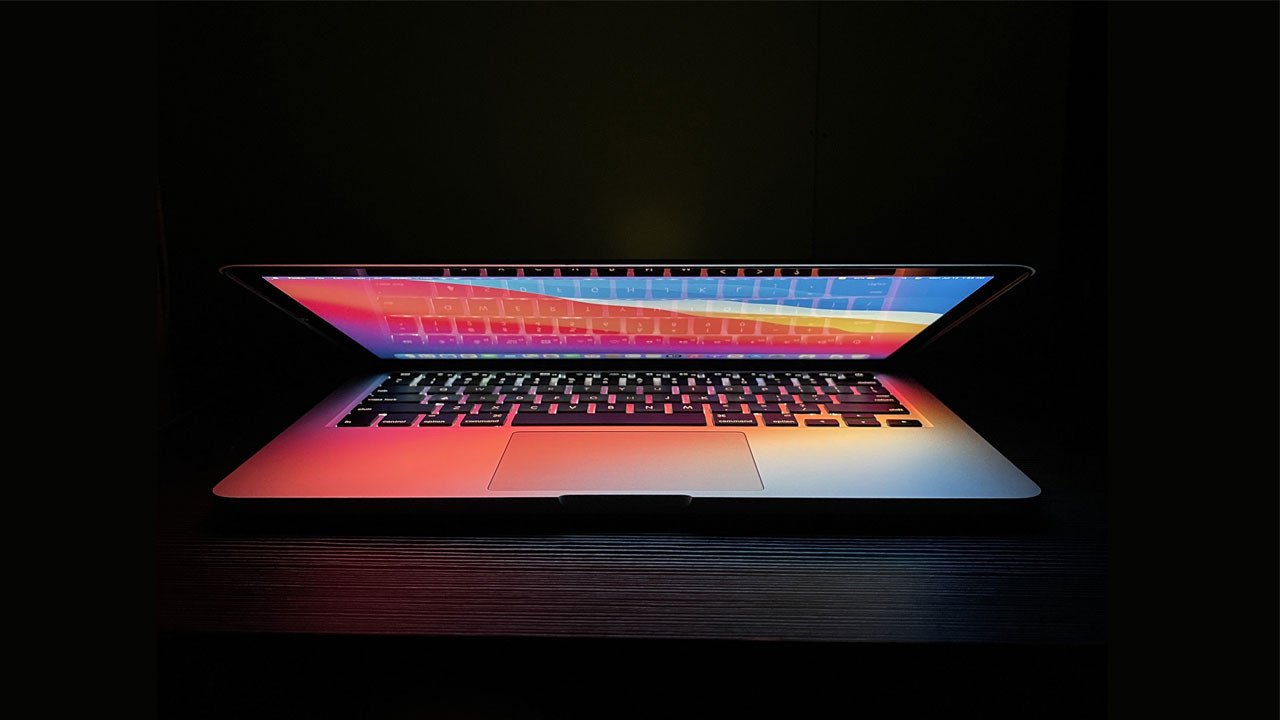 OLED Geçişi İçin Apple’ın Önümüzdeki Yıl İçin Planları ve Beklentiler