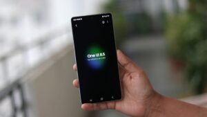 One UI 8.5 ile Gizlilik Koruması: Hassas Bilgileri Otomatik Bulandırma Özelliğinin Küresel Yükselişi