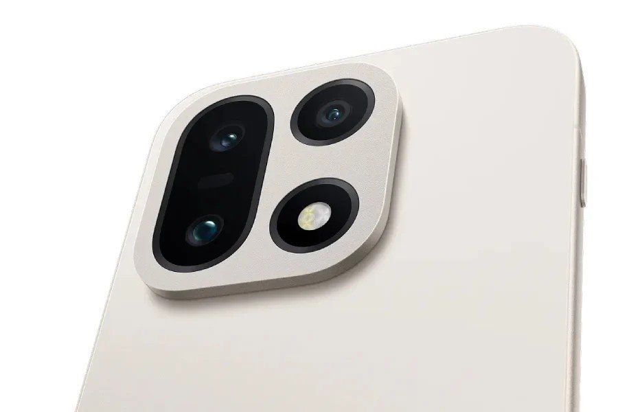 OnePlus 15, Çin’de düzenlenen etkinlikte resmi olarak tanıtıldı