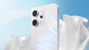 Oppo Reno 15 Pro Max: Yeni Seride 1.5K Ekran ve 6500 mAh Batarya ile Geliyor