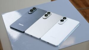 Samsung Galaxy S26 Serisinde Edge Etiketinden Vazgeçiyor: S26 Plus Ön Planda