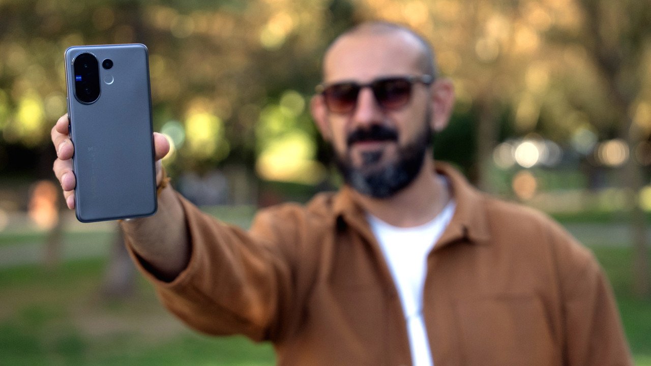 V60 5Gyle ZEISS İş Birliğinin İzinde: Kamera, Performans ve Pil Özellikleriyle Öne Çıkan Yeni Vivo Modeli