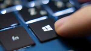 Windows 10 Desteğinin Resmi Sonu ve Gelecek Seçenekleri: Güvenlikte Dengeyi Nasıl Sağlarsınız?