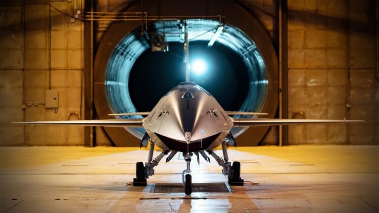 Anduril’in YFQ-44A Loyal Wingman Uçuşu: Hızlı Gelişim ve Geleceğin Savaş Stratejisi