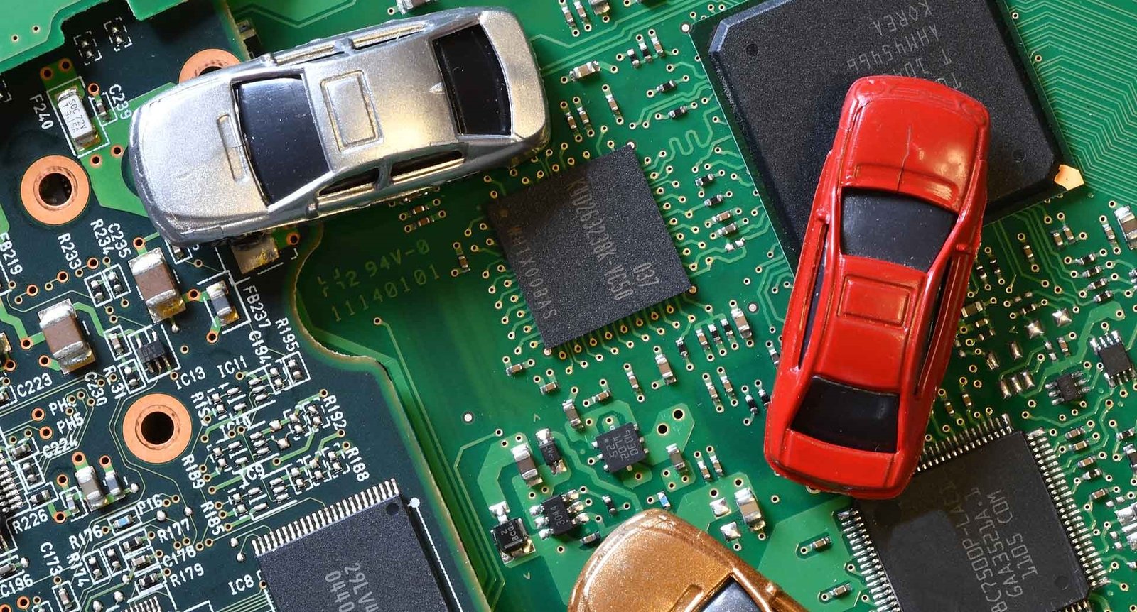 Çin-Hollanda Nedeniyle Yarı İletken Krizinde Yeni Yumuşama: Nexperia İçin Kısıtlamaların Kademeli Kalkması