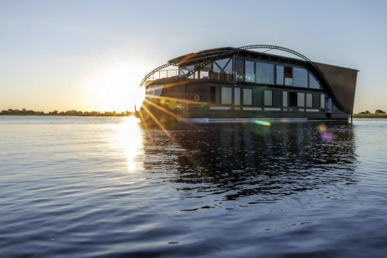 Güneşle Güçlenen Yüzen Safari: Pangolin Voyager ve Sürdürülebilir Turizm