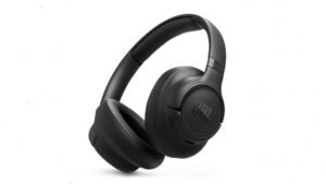 JBL Tune 730BT: Yapay Zeka Destekli Gürültü Engelleme ve Uzun Pil Ömrü