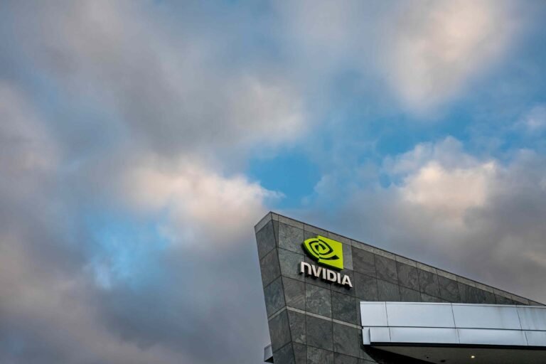 NVIDIA: Yapay Zeka Devrimiyle Finansal Rekorlar ve Beklentilerin Üstünde Bir Yılın Tasi