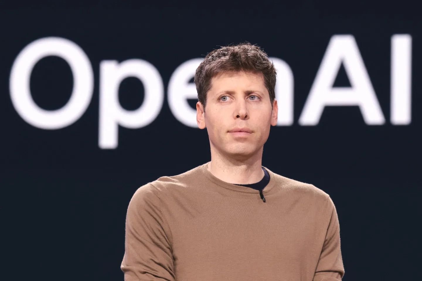 OpenAI'da Yönetim Devrimi: Altman'ın Yapay Zeka Tarafından Yönetilen Bir Şirket Vizyonu