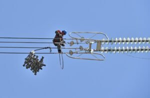 Batı-Doğu Enerji Koridoru: Baiyin Hattı ile Türkiye Benzeri Olmayan UHV İletim Başarısı