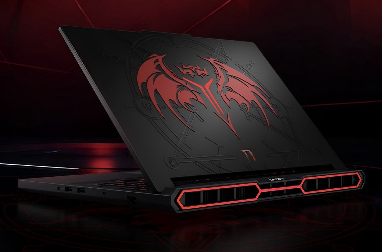 Diablo IV Temalı Lenovo Legion Y9000P: Lilith Esintili Yüksek Performans Dizüstüsü