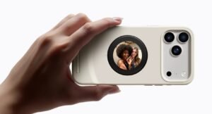 Selfix ile iPhone 17 Pro İçin İkinci Ekranlı ve Genişletilebilir Depolama Kılıfı