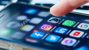 15 Yaş Altı İçin Sosyal Medya Düzenlemesi: Türkiye’de Yeni Yasa Ön Görünümü