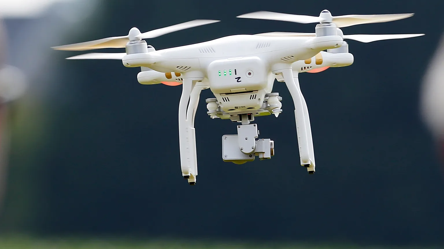 ABD FCC’nin Ulusal Güvenlik Gerekçesiyle Yabancı Drone Yasağı ve DJI Üzerindeki Etkileri