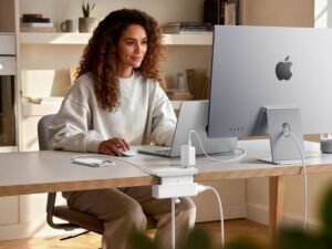 Anker Nano Power Strip: Masaüstüne ŞıkÇözüm Sunan Çoklu Priz ve USB Çıkışları