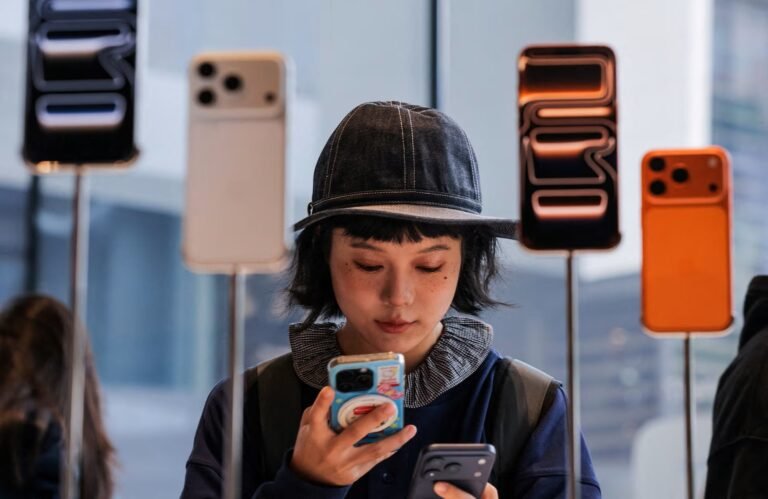 Apple Çin Pazarında Yeniden Liderlik: 2025 Sonrası Stratejiler ve Bellek Krizinin Etkileri