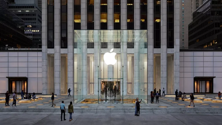 Apple Yapay Zeka Kadrosunda Yaşanan Beyin Göçü: Üst Düzey Yöneticiler ve Araştırmacılar Sürüyor