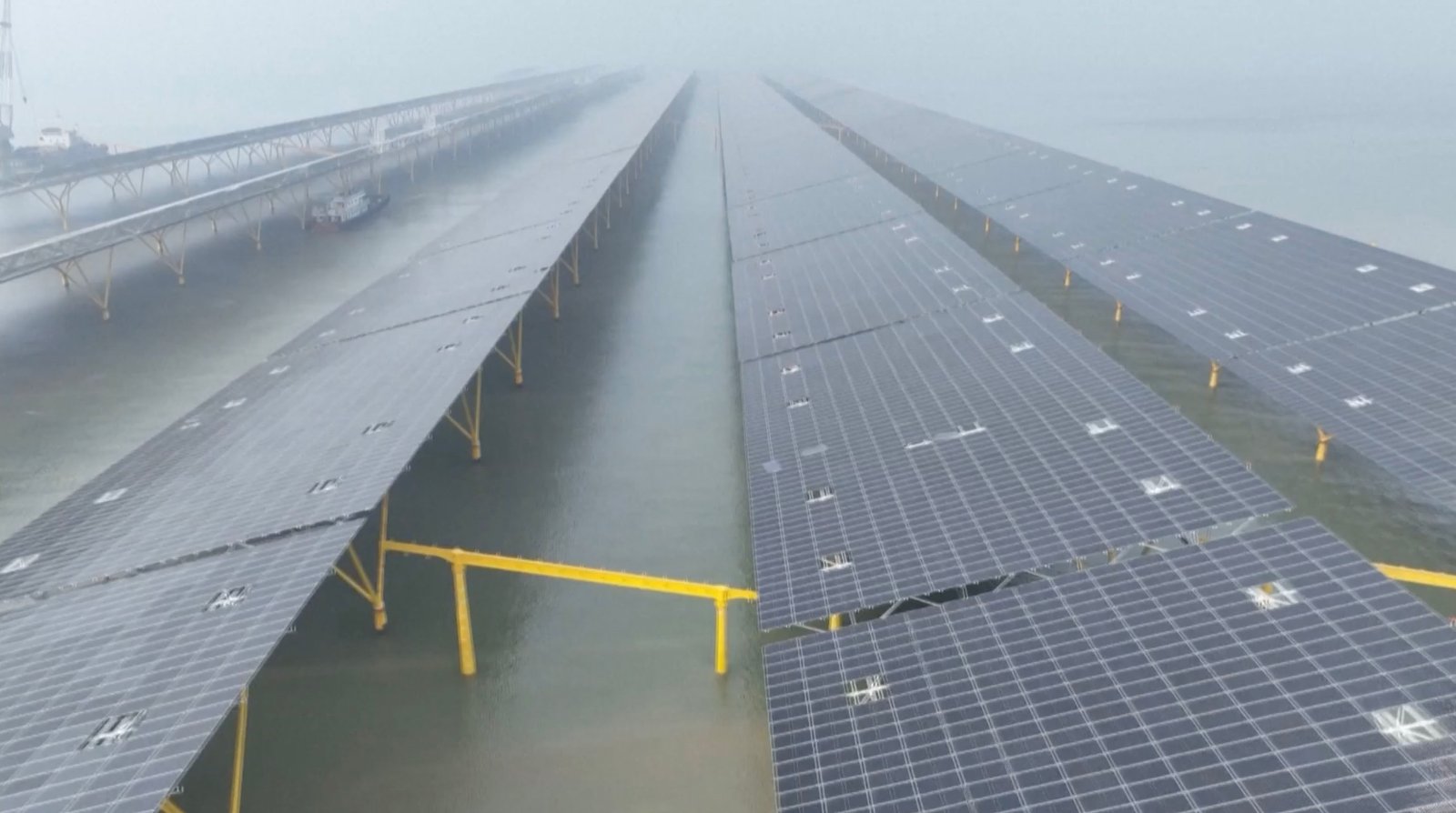 Çin'in İlk Gigawatt Kapasiteli Açık Deniz Güneş Enerjisi Santrali: HG14 Projesinin Ayrıntıları