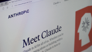 Claude Cowork: Anthropic’in Otonom Ajana İlk Bakış ve Güvenlik Tartışmaları