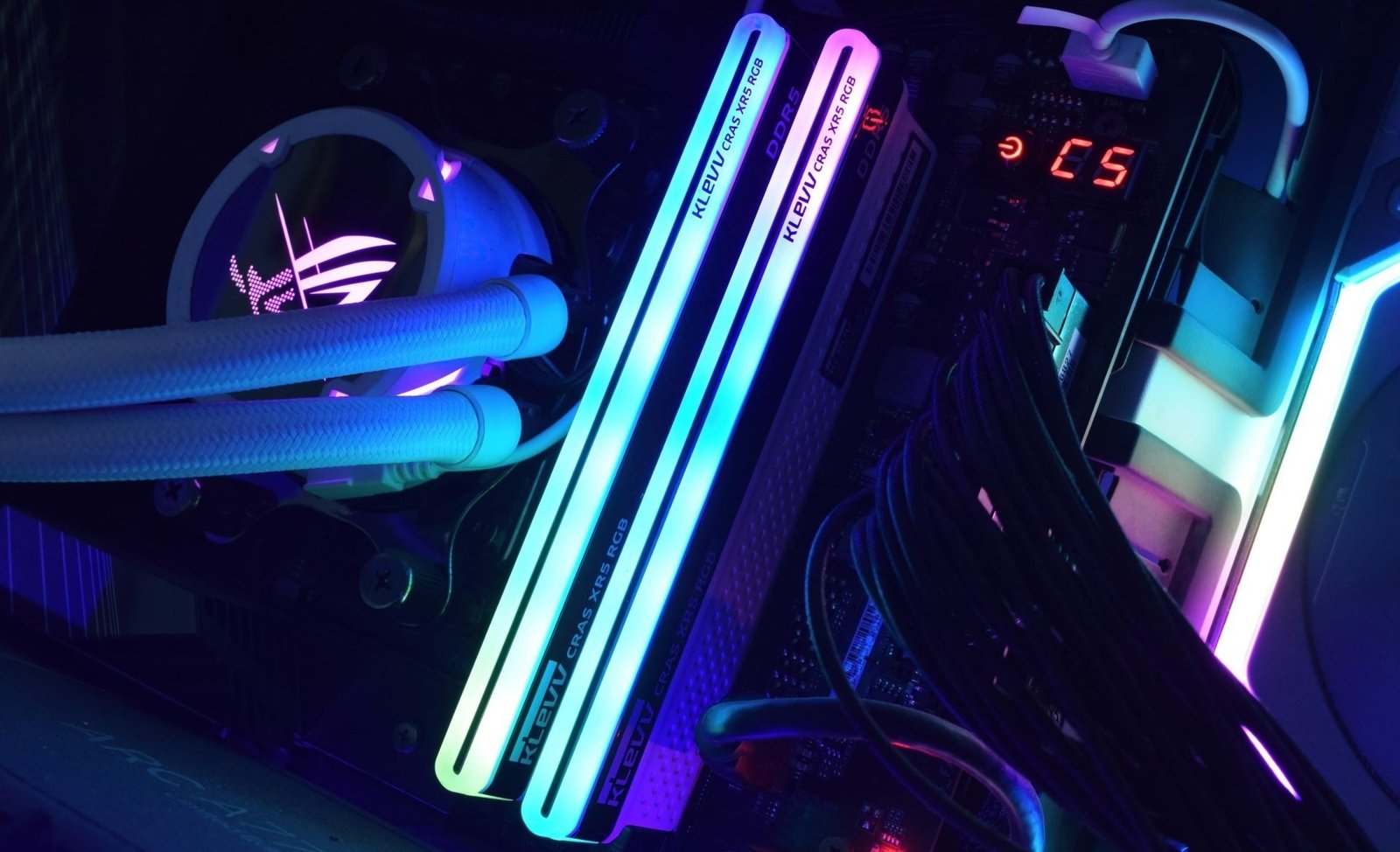 DDR5 Modüllerinde Yeni Yol: Rus Modderler RAM Üretimine Geçişin İlk İzleri ve Maliyet Analizi