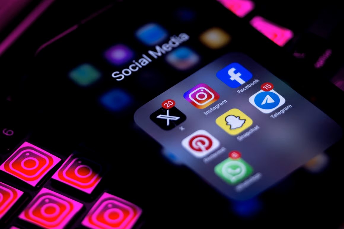 Fransa’da 15 Yaş Altı Çocuklar İçin Sosyal Medya ve Cep Telefonu Kullanımına Yönelik Yasa Tasarısı: Adımlar ve Yaygın Etkiler