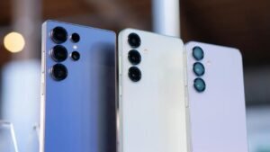 Galaxy S26 Gizlilik Ekranı: Yapay Zeka ile Görünmezlik Özelliği ve Flex Magic Pixel Dalgası