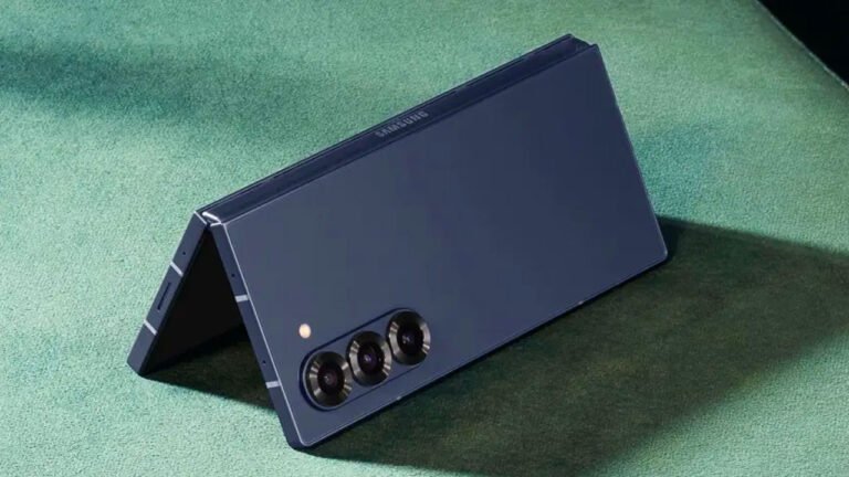 Galaxy Z Fold 8: Kamera Şampiyonu Olmayı Hedefleyen Yeni Nesil Katlanabilir