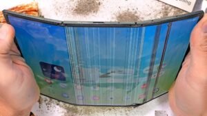 Galaxy Z TriFold Dayanıklılık Testi: Z Fold 7 ile Karşılaştırmalı Değerlendirme