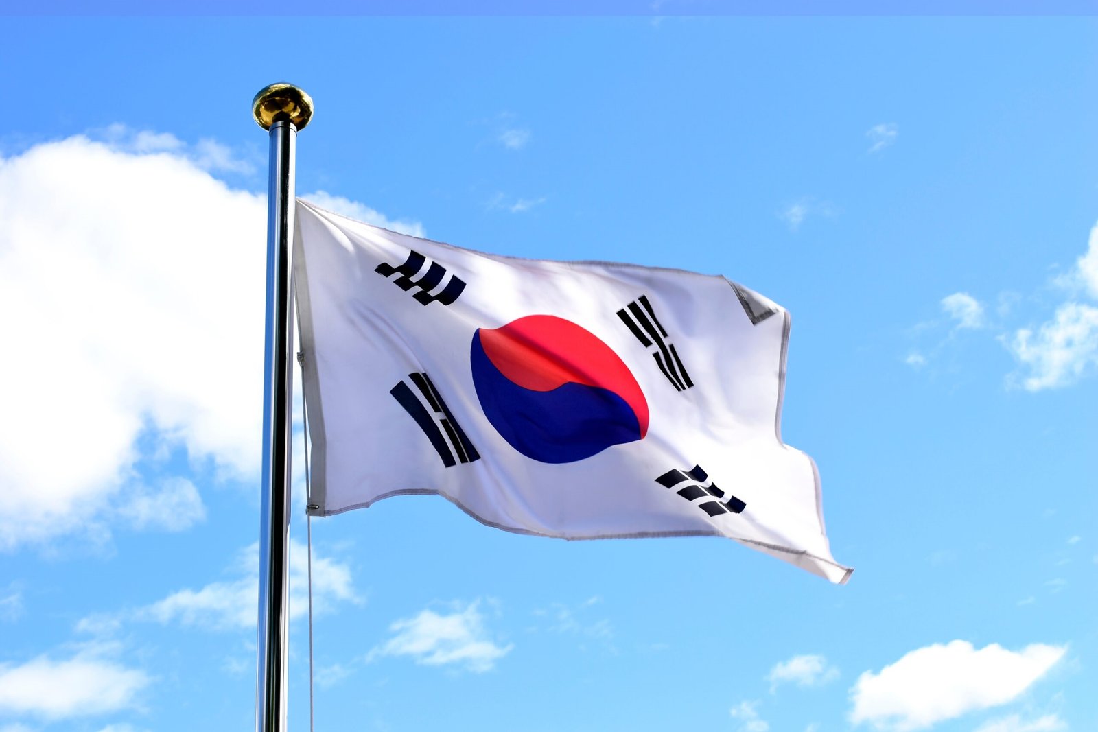 Güney Kore’nin Yeni Yapay Zeka Yasası: Gereklilikler, Uygulama ve Beklenen Etkiler