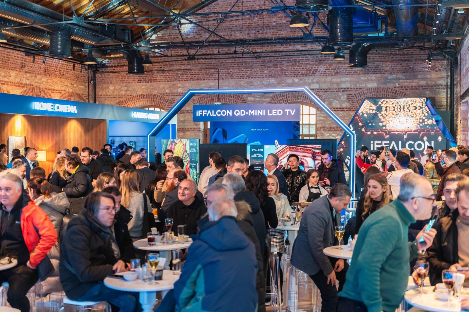 iFFALCON Türkiye: Gençler İçin Yükselen Dijital Yaşam Partneri