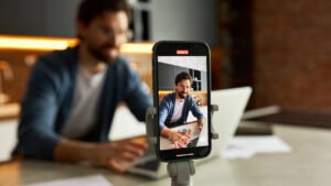 Iriun ile Telefonunuzu USB Web Kamerasına Çevirerek Görüntülü Toplantıları Yükseltin