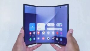Katlanabilir Ekran Devrimi: Samsung’in İz Bırakmayan Paneli Galaxy Z Fold 8 ile Zirveye Taşınıyor