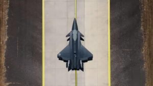 KIZILELMA: Türkiye’nin İnsansız Savaş Uçağı ile Yeni Nesil Havacılık Başlangıcı