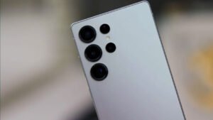 Samsung Galaxy S26 Ultra Tasarımı: Kamera Adası ve Yuvarlak Köşelerle Yeni Estetik