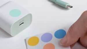 SJÖSS USB-C Hızlı Şarjla IKEA’dan Yenilikçi 20W ve 65W Tek Port Şarj Çözümleri