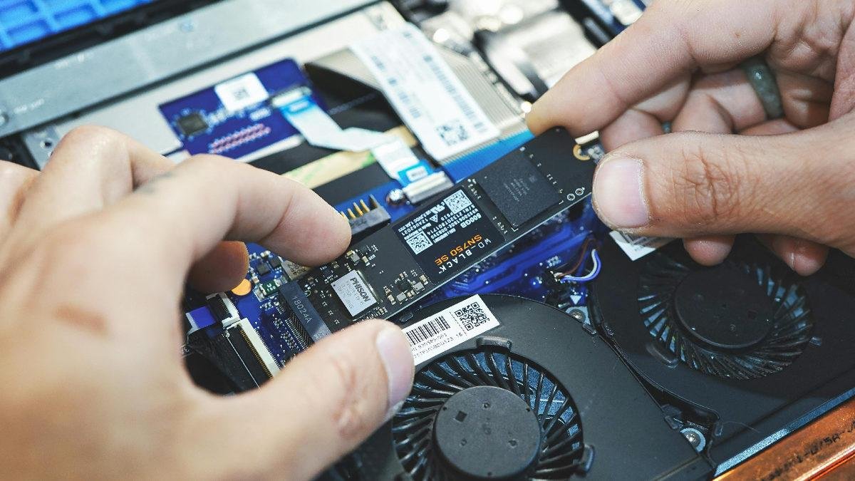 SSD Performansını Anlamak: Yavaşlama Nedenleri ve Pratik Çözümler