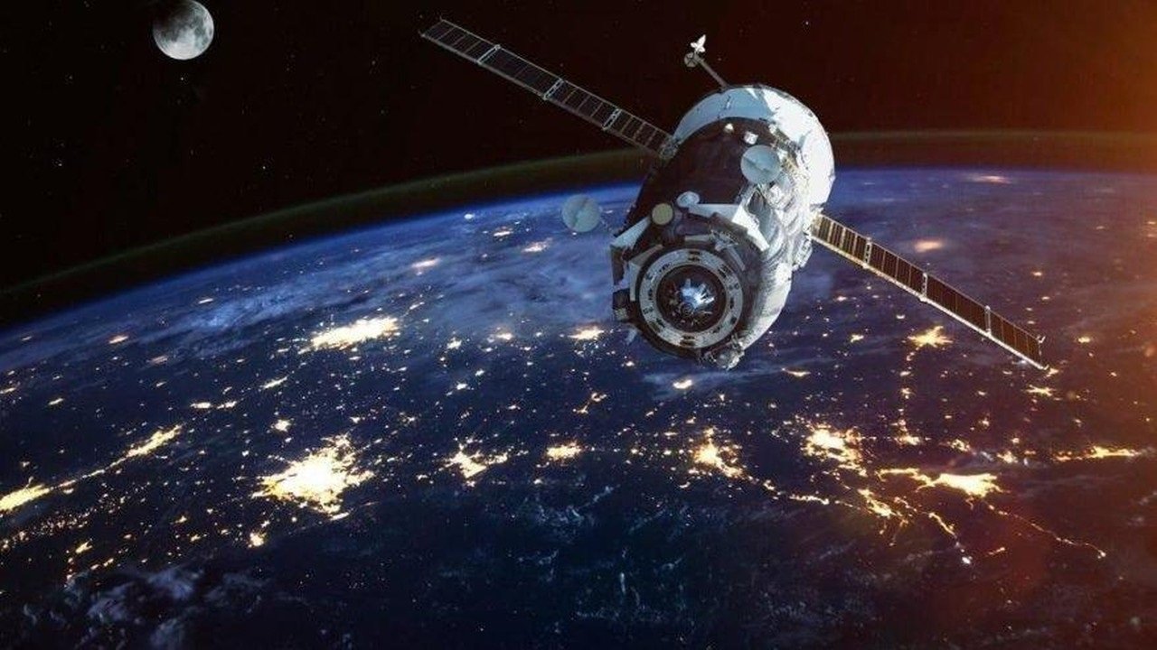 Starlink Uyduları ve Çarpışma Önleme: FCC Raporunun Yeni Açıları