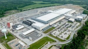 Texas Instruments’in Sherman’daki 300 mm Wafer Üretim Hamlesi: SM1 Fabrikasının Seri Üretime Başlaması