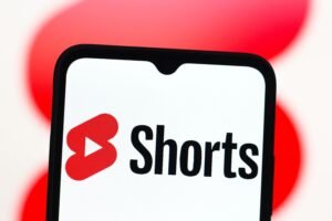 YouTube Shorts’ta Beğenmeme ve İlgilenmiyorum Butonlarının Yeni Bileşimi ve Kullanıcı Deneyimi